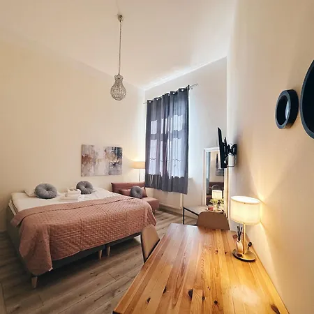 Apartamenty Przedzamcze Torun Exterior photo